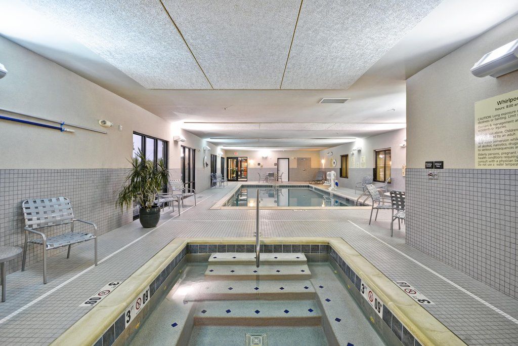 Hampton Inn Defiance Dış mekan fotoğraf