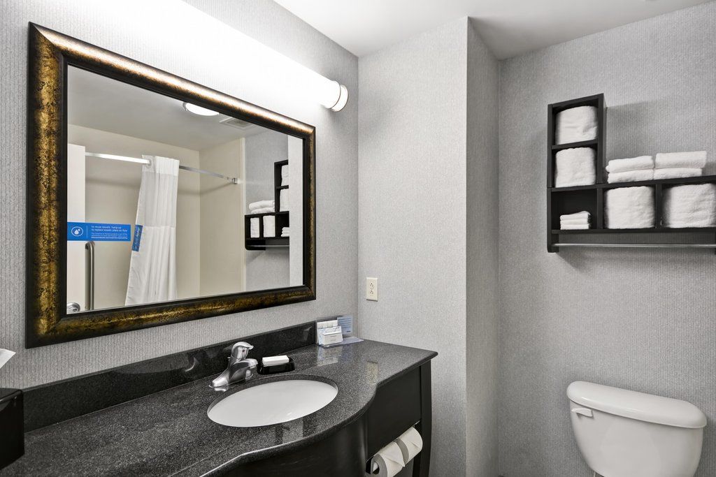 Hampton Inn Defiance Dış mekan fotoğraf